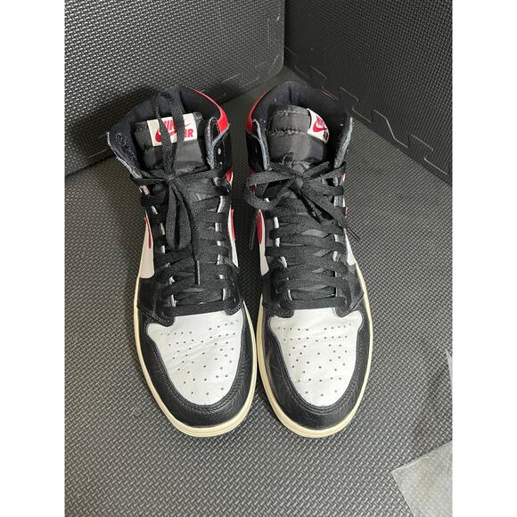 Nike Air Jordan 1 Retro High OG “Black Gym Red” 555088-061 Men’s 10.5 Sneakers‎ - Picture 3 of 8